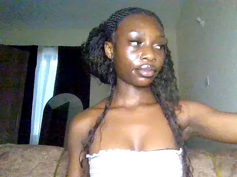miss_petite0 stripchat live cam model