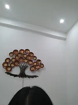 hottydisha stripchat live cam model