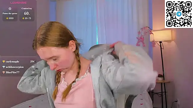 LiliTiny stripchat live cam model