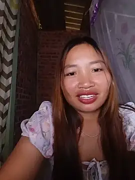 sowbibi- stripchat live cam model