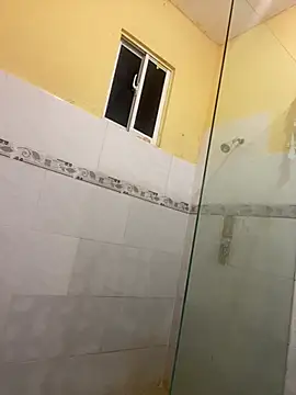 MiahLed stripchat live cam model