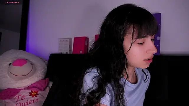 Pinksnake stripchat live cam model
