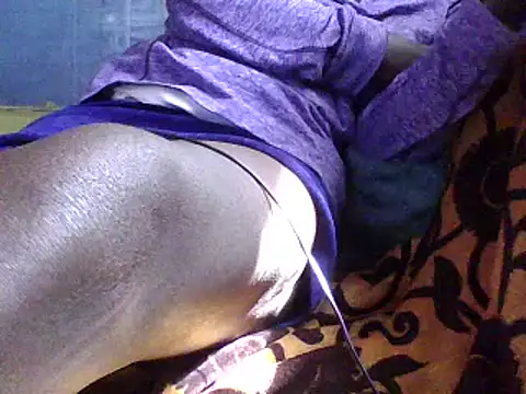 lucyswee stripchat live cam model