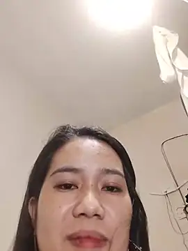 PINAYSQUIRTPUSSYHOLE stripchat live cam model