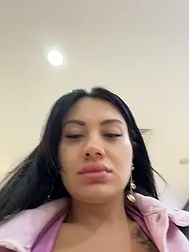 Wet__Bunny stripchat live cam model