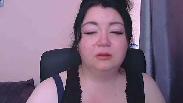 Medjik_lool stripchat live cam model