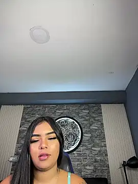 AlizzonWinters stripchat live cam model