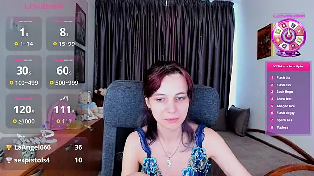 MiniLysii stripchat live cam model