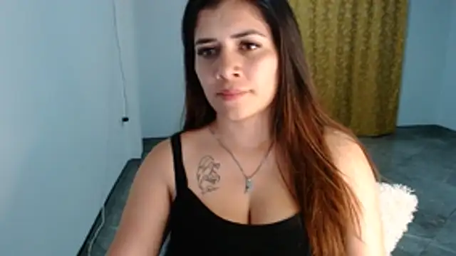 Luna_zoe stripchat live cam model