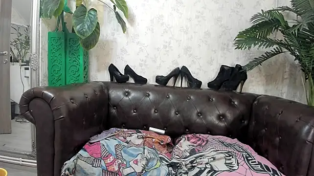 HotIris stripchat live cam model