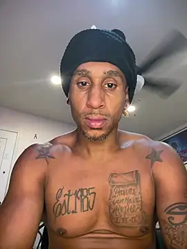 TheRealMrDLlong stripchat live cam model