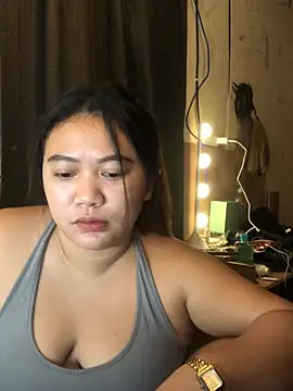 FinayNewestSensation stripchat live cam model