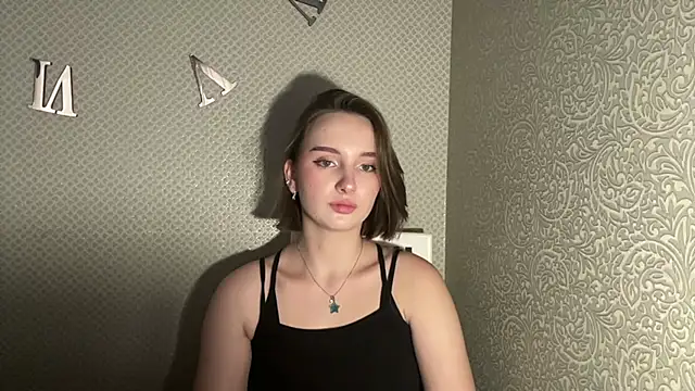 LovieClausing stripchat live cam model
