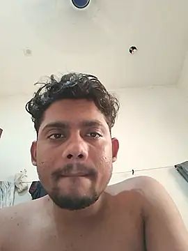 ProperCoach18 stripchat live cam model