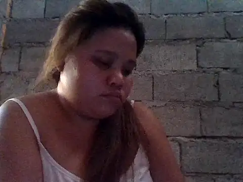Tender_pinay8 stripchat live cam model