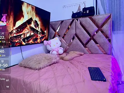 Brittanybaby08 stripchat live cam model