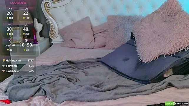 EmmaWarren stripchat live cam model