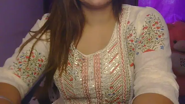Punjaban_patola stripchat live cam model