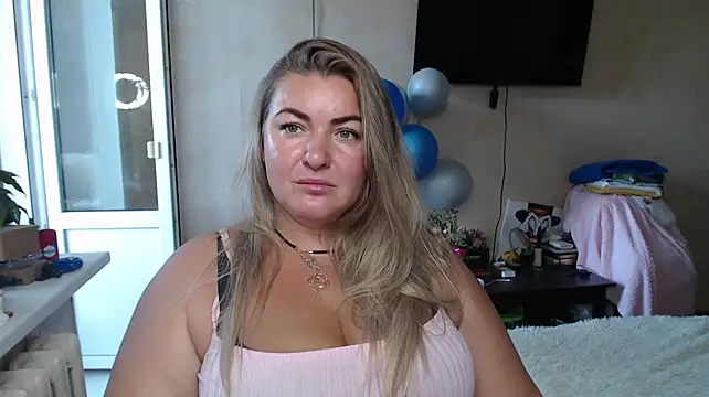 NikaSkylink stripchat live cam model