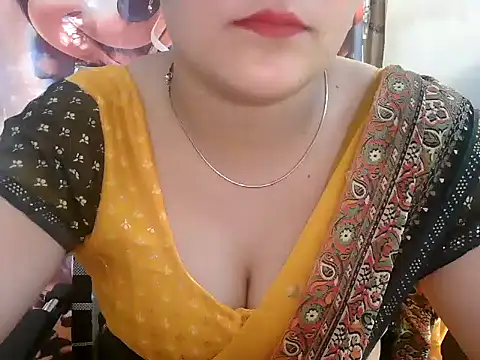 _chitranshi stripchat live cam model