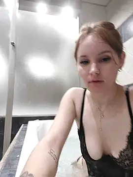 nenaa2020 stripchat live cam model
