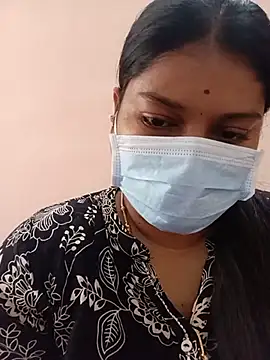 TamilNandhu stripchat live cam model