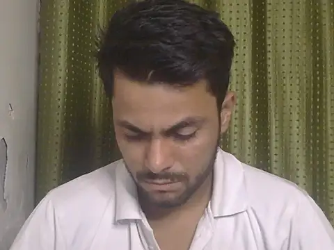Stubborndesiboy stripchat live cam model