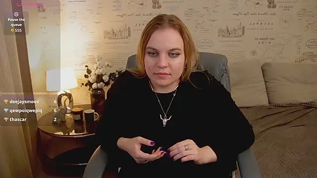 Glow_Margo stripchat live cam model