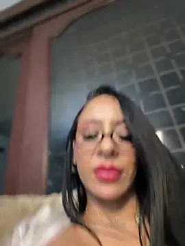 DeboraGil stripchat live cam model