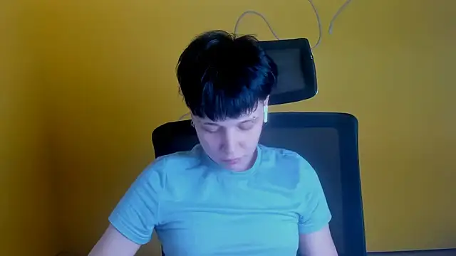 MissKetrin stripchat live cam model
