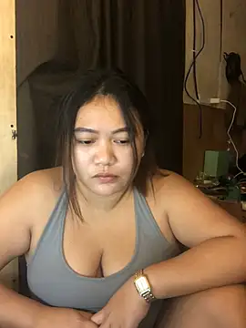 FinayNewestSensation stripchat live cam model