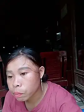 daisyy2 stripchat live cam model