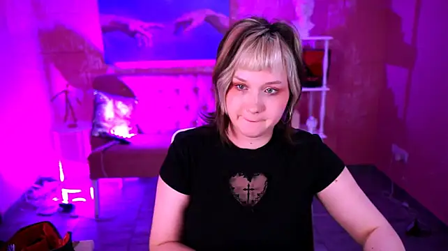 ViolettWoods stripchat live cam model