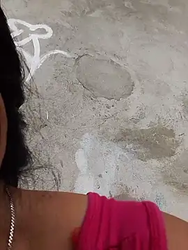 lylylai stripchat live cam model