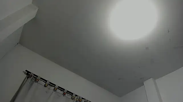 KendaalW stripchat live cam model
