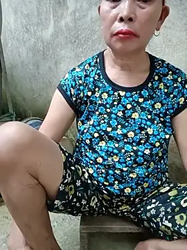 cake2001 stripchat live cam model