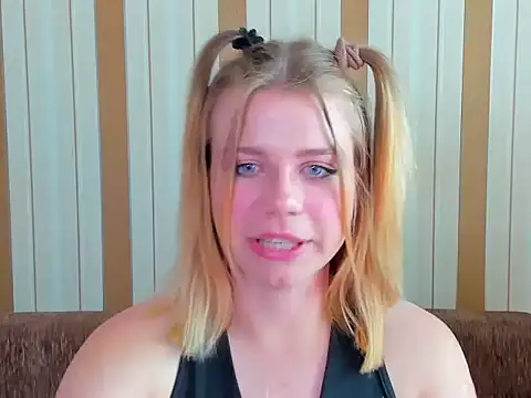 Alexacore stripchat live cam model