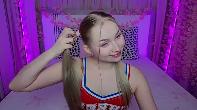 LilyStarlight stripchat live cam model