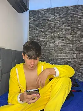 Naim_TheKing stripchat live cam model