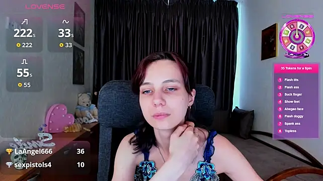 MiniLysii stripchat live cam model