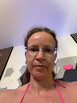 AnnikaRose stripchat live cam model