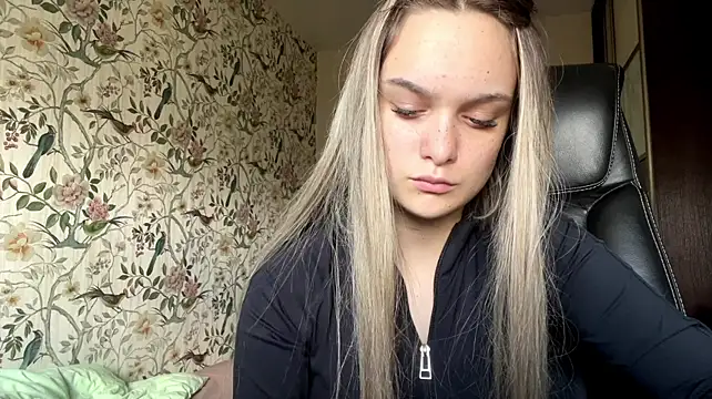 HarrietBunner stripchat live cam model