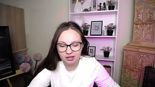 LiliaErmi stripchat live cam model