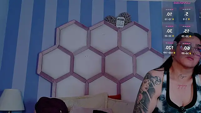 LilithRossi stripchat live cam model