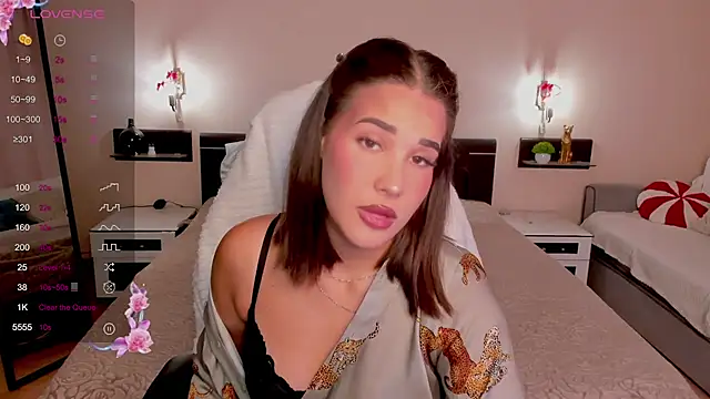 LaylaSunshinee stripchat live cam model