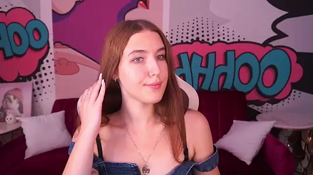 MirellEmber stripchat live cam model