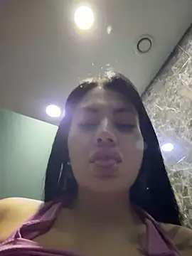 Wet__Bunny stripchat live cam model