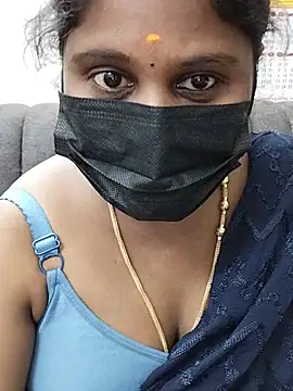 Mallu-Ria stripchat live cam model