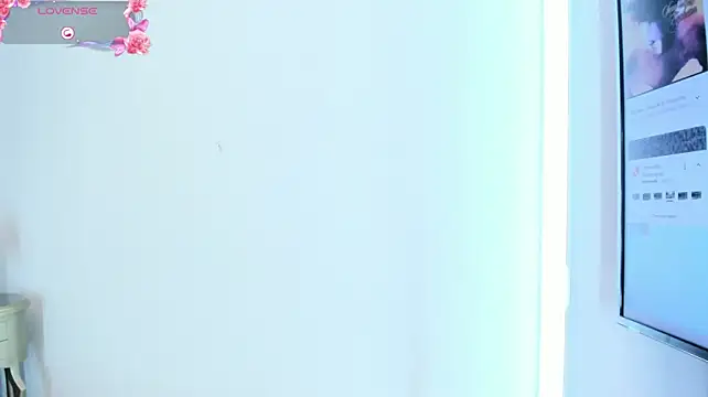 AlanniLane stripchat live cam model