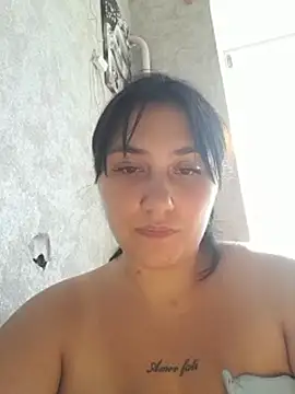 madinaStar stripchat live cam model